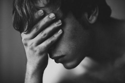 hombre con adicción a los porros Adiccion porros